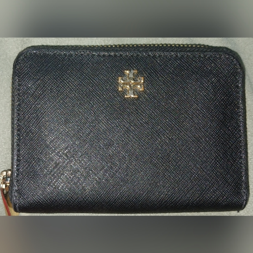 Tory Burch Black Emerson Wallet EUC